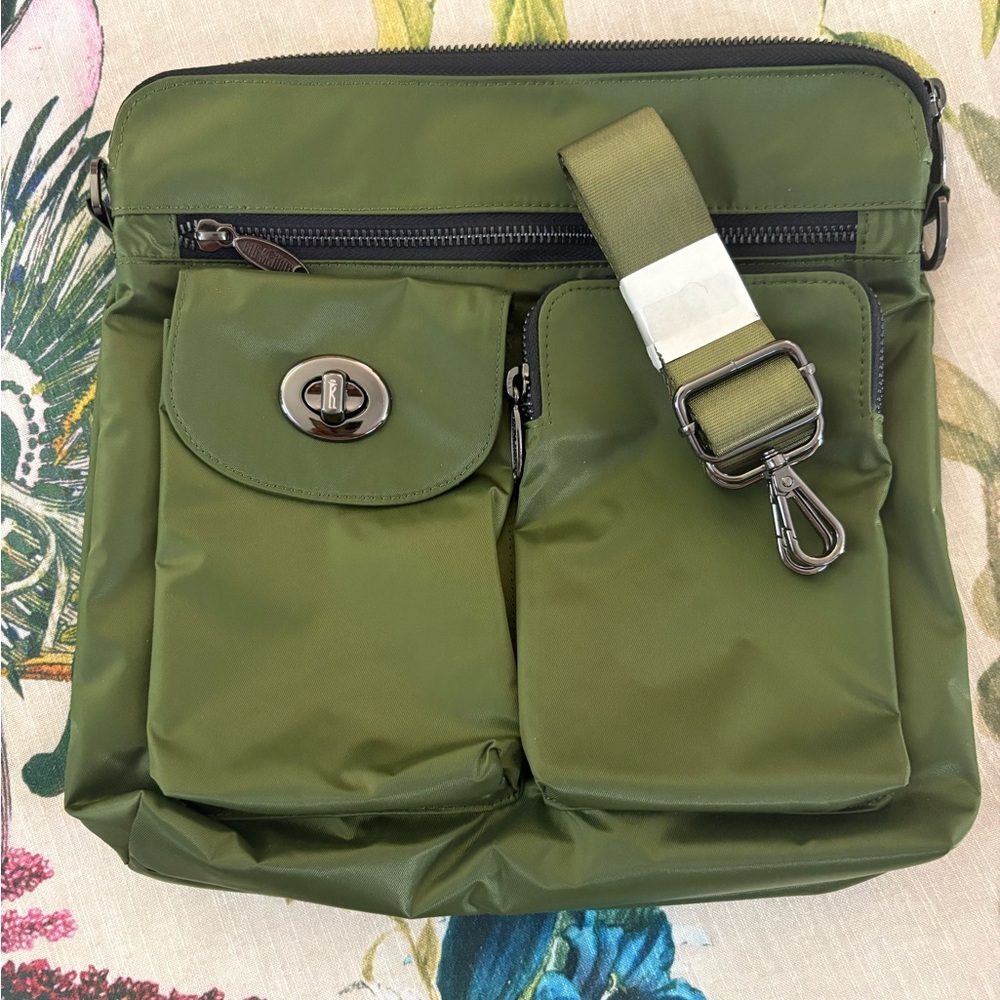 NWOT Olive green Big Skinny Expedition Crossbody Bag